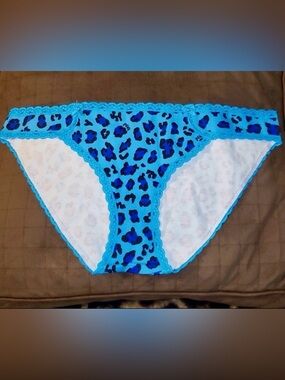NWT Victoria’s Secret PINK Blue Leopard Lace Trim XLR Bikini Panties VS Large L